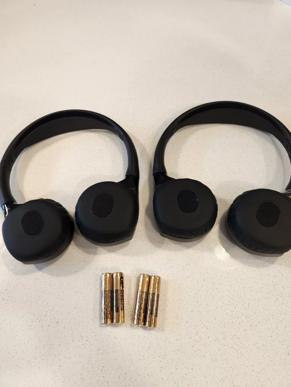 NWOB Cadillac Black Wireless On-Ear Headphones (Pair) Originals